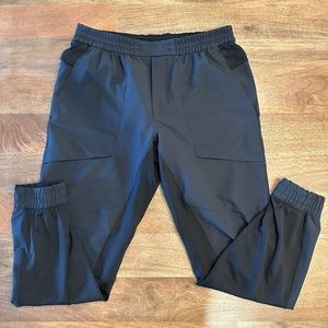 Lululemon License to Train Jogger. XL- Black